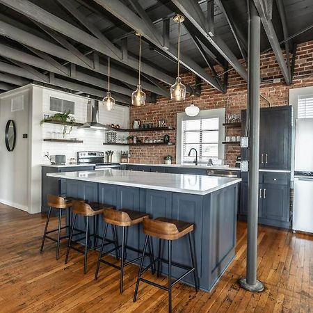 The Loft At 113 - Gateway To The North Texas Hill Country Lejlighed Muenster Eksteriør billede